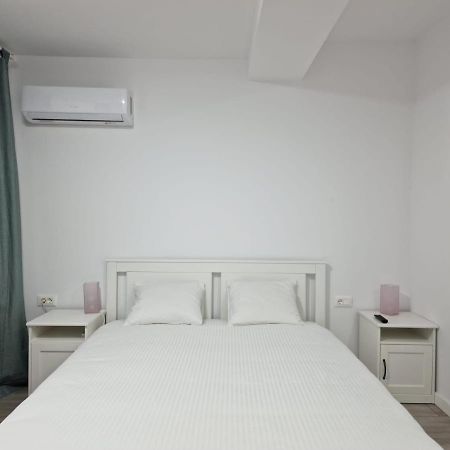 Catedral Apartment Бухарест Экстерьер фото