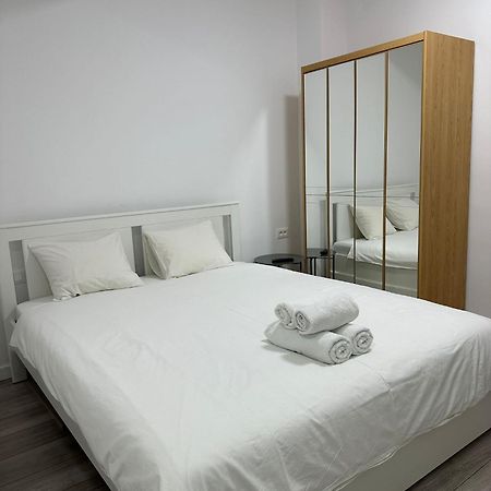 Catedral Apartment Бухарест Экстерьер фото
